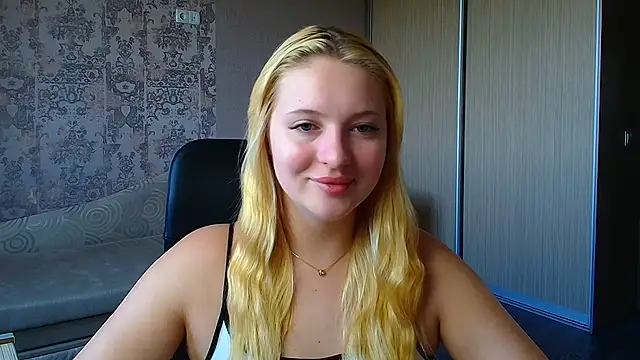 Snapshot of Milka_kiss_ chatting on July 2, 9:26 am Milka kiss online show from July 2, 9:26 am