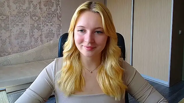 Snapshot of Milka_kiss_ chatting on July 4, 12:22 pm Milka kiss online show from July 4, 12:22 pm