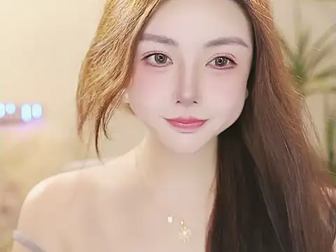 Snapshot of Qiaoqiao_ chatting on May 26, 4:03 pm Qiaoqiao online show from May 26, 4:03 pm