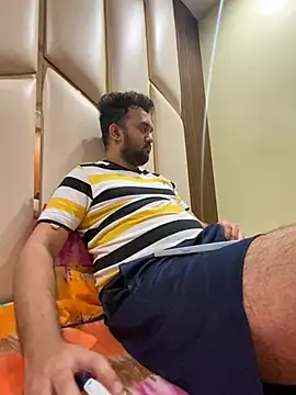 Snapshot of BengaliBabu_Rohan chatting on December 30, 5:55 pm BengaliBabu Rohan online show from December 30, 5:55 pm