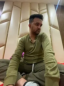 Snapshot of BengaliBabu_Rohan chatting on January 10, 5:34 pm BengaliBabu Rohan online show from January 10, 5:34 pm