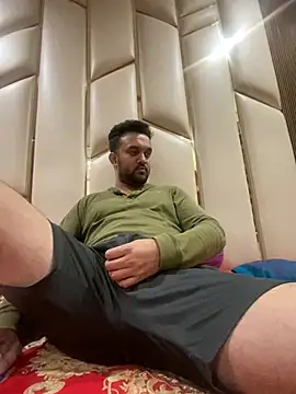 Snapshot of BengaliBabu_Rohan chatting on January 25, 6:46 pm BengaliBabu Rohan online show from January 25, 6:46 pm