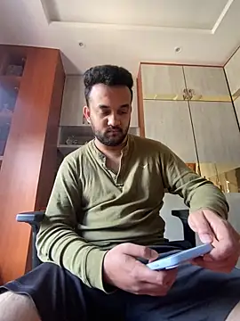 Snapshot of BengaliBabu_Rohan chatting on January 26, 6:28 am BengaliBabu Rohan online show from January 26, 6:28 am