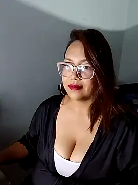 rainhavenus2024 online show from January 7, 12:45 am