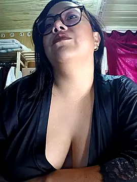 rainhavenus2024 online show from March 6, 1:18 pm