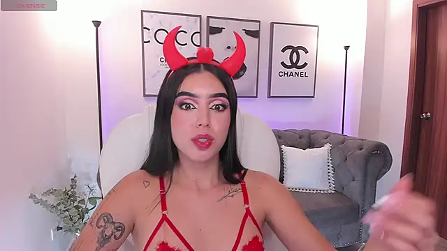 zoee jackson online show from March 14, 11:00 pm