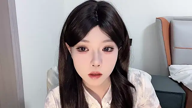 Snapshot of Q-ing chatting on February 18, 2:27 pm Q-ing online show from February 18, 2:27 pm