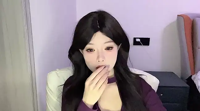 Snapshot of Q-ing chatting on March 6, 7:36 am Q-ing online show from March 6, 7:36 am