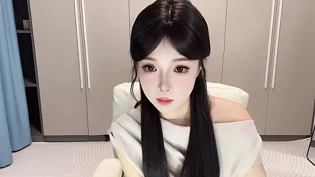 Snapshot of Q-ing chatting on September 9, 5:51 am Q-ing online show from September 9, 5:51 am