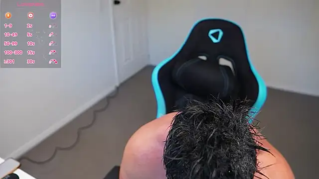 Snapshot of _DownUnderFit_ chatting on January 12, 9:19 pm  DownUnderFit  online show from January 12, 9:19 pm