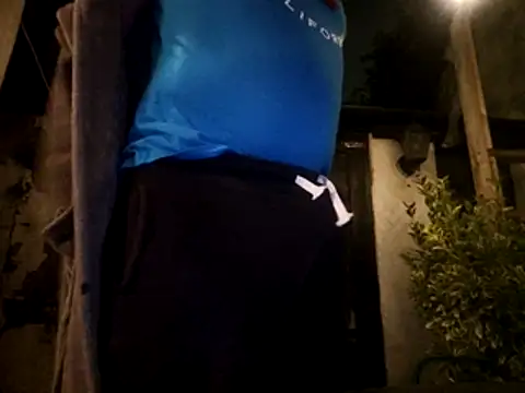 Snapshot of stavroun chatting on June 18, 12:00 am stavroun online show from June 18, 12:00 am