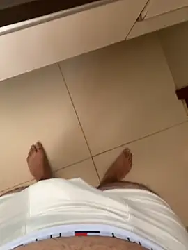 Snapshot of smithrosinha chatting on January 11, 6:44 pm smithrosinha online show from January 11, 6:44 pm