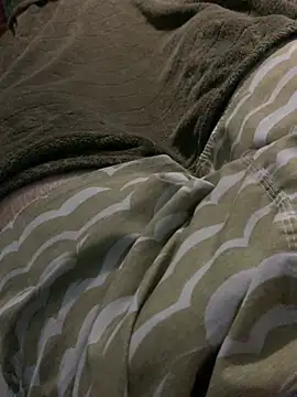 Snapshot of smithrosinha chatting on January 15, 12:19 am smithrosinha online show from January 15, 12:19 am