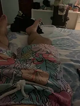 Snapshot of smithrosinha chatting on January 19, 8:29 am smithrosinha online show from January 19, 8:29 am