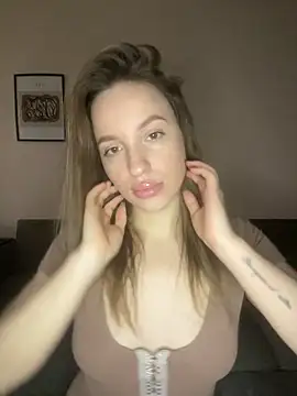 EdnaBradley online show from November 20, 12:38 pm