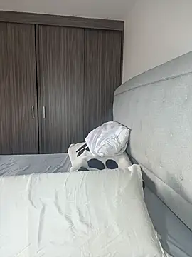 Nicole stonee online show from April 19, 6:10 pm