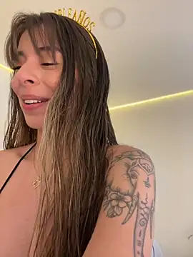 AmmyCollinsW online show from March 3, 8:59 pm