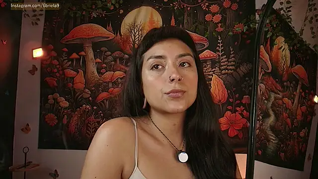 6Briela9  online show from April 28, 11:21 pm