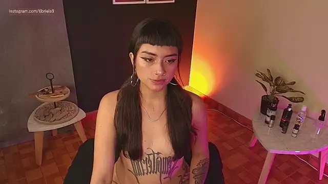 Snapshot of 6Briela9_ chatting on July 6, 8:44 pm 6Briela9 online show from July 6, 8:44 pm