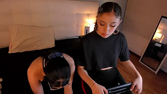 Cintya Kros online show from January 22, 4:55 am