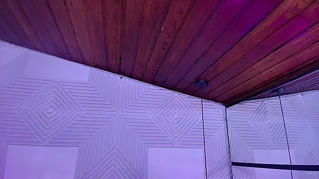 danika mori1 online show from December 3, 7:01 pm