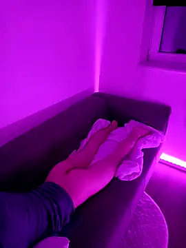 Snapshot of gostos__oo chatting on October 6, 2:42 am gostos  oo online show from October 6, 2:42 am