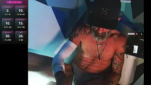 Snapshot of HandyBro chatting on March 11, 11:55 am HandyBro online show from March 11, 11:55 am