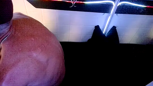 HandyBro online show from April 8, 4:40 pm