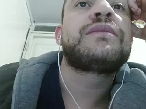 camiloking1720 online show from December 12, 3:10 am