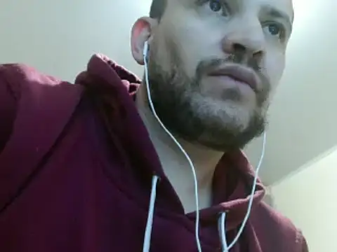 camiloking1720 online show from January 18, 6:13 am