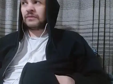 camiloking1720 online show from January 27, 5:36 am