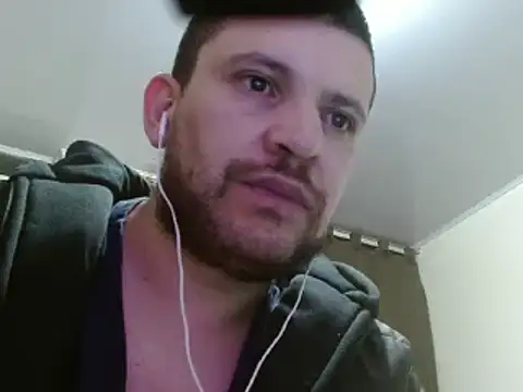 camiloking1720 online show from February 4, 6:04 am