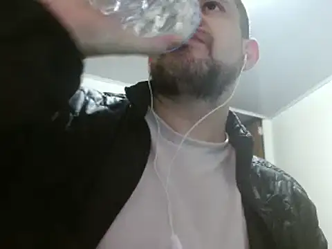 camiloking1720 online show from February 22, 10:31 pm