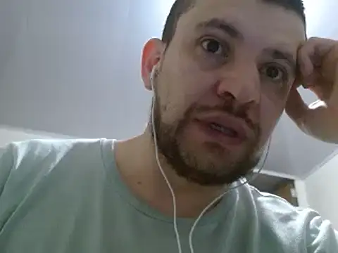 camiloking1720 online show from February 26, 11:15 pm