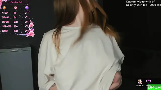 Pinku kitsune online show from February 26, 5:50 am