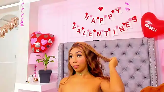 HaileeRoberts online show from February 15, 12:58 pm