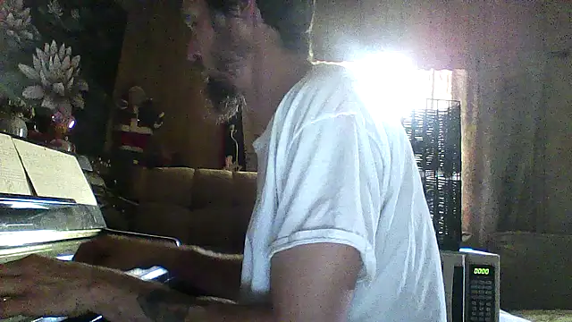 luke thighwalker2469 online show from November 9, 10:19 pm