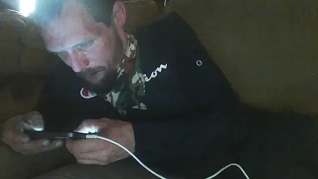 luke thighwalker2469 online show from December 14, 12:27 am