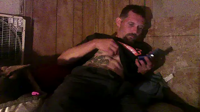 luke thighwalker2469 online show from April 19, 7:40 am