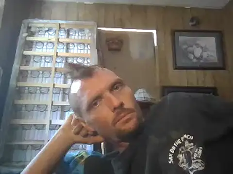 Snapshot of luke_thighwalker2469 chatting on June 11, 4:49 pm luke thighwalker2469 online show from June 11, 4:49 pm