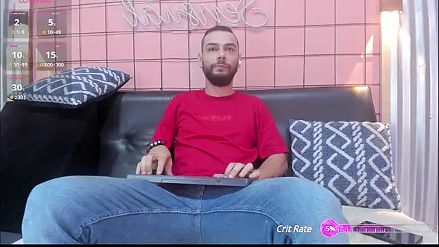 Snapshot of antony_bigdick_ chatting on January 4, 1:10 am antony bigdick online show from January 4, 1:10 am