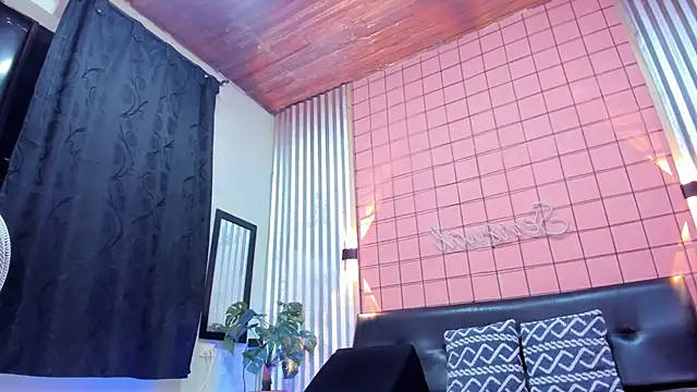Snapshot of antony_bigdick_ chatting on January 18, 1:19 am antony bigdick online show from January 18, 1:19 am