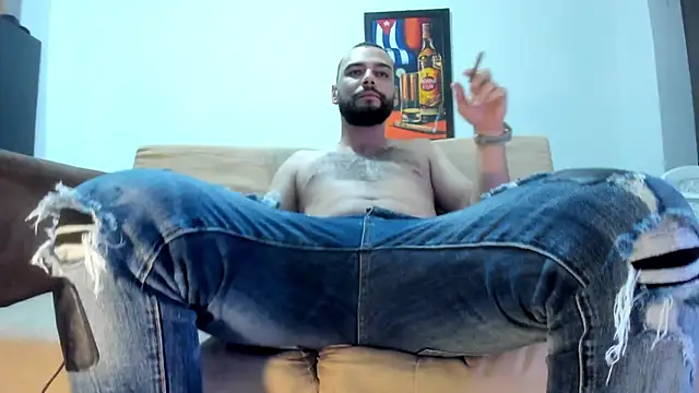 Snapshot of antony_bigdick_ chatting on September 28, 1:44 am antony bigdick online show from September 28, 1:44 am