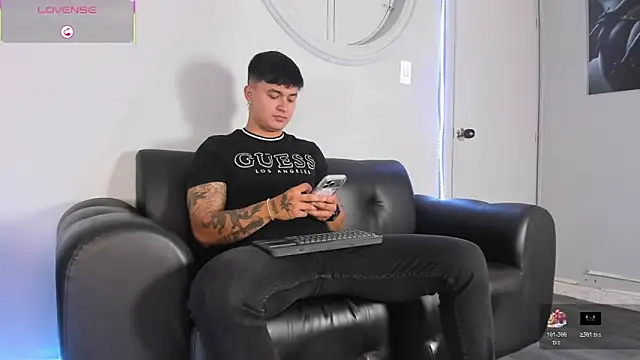 Cristopher strong online show from March 10, 10:53 am