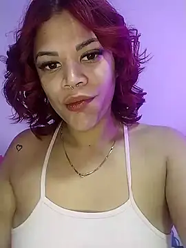 Snapshot of IamAlana_ chatting on December 10, 12:05 pm IamAlana online show from December 10, 12:05 pm