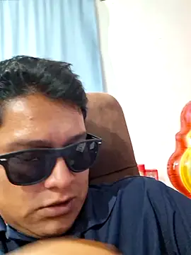 issacchpapi online show from June 18, 5:30 am