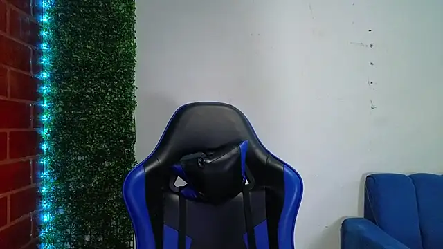 Demitryo online show from April 7, 4:13 am