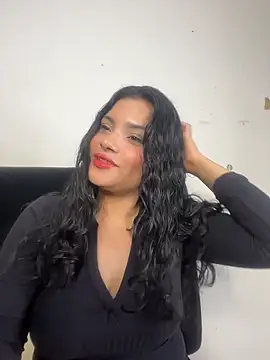 lolaa staars online show from October 12, 3:16 am