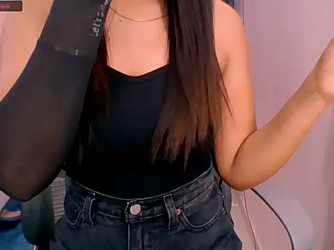 Snapshot of Nicole-wallace chatting on September 28, 6:46 pm Nicole-wallace online show from September 28, 6:46 pm