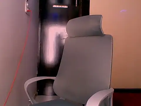 Nicole-wallace online show from April 13, 5:29 pm